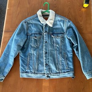Levi’s Sherpa fleece trucker jacket